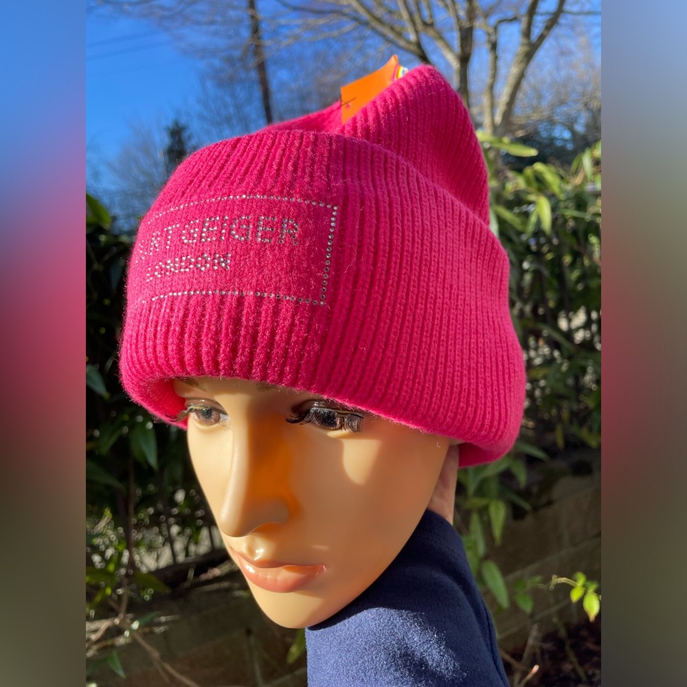 Kurt Geiger Vibrant Pink  Beanie. - Picture 7 of 15
